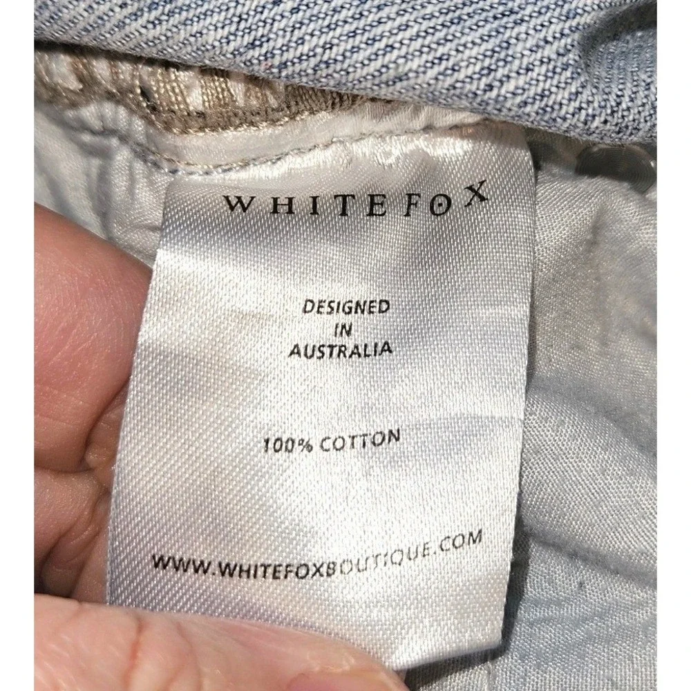 White Fox Denim Shorts Womens M Light Wash Distressed High Rise Cutoff Festival‎